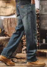 Men's Vintage Washed Straight-Leg Jeans, Retro Loose Fit Casual Denim Pants, Durable Cotton Workwear Jeans for Daily Wear